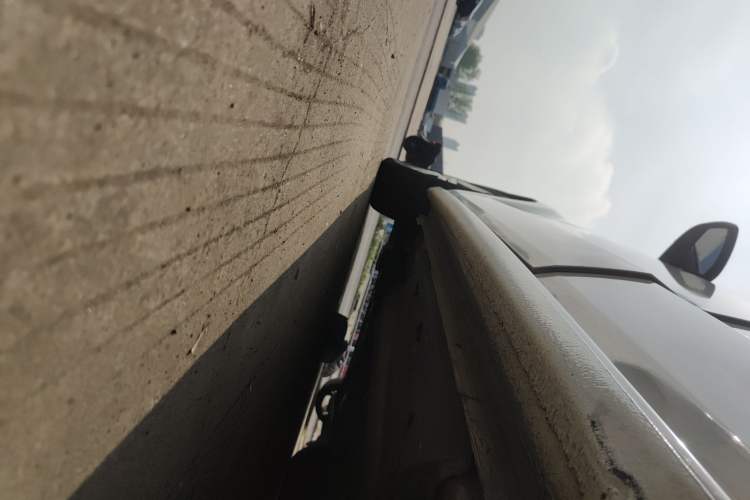 Used Volkswagen Polo 2018 1.5L Automatic Advanced Driving Model Left Side Sill