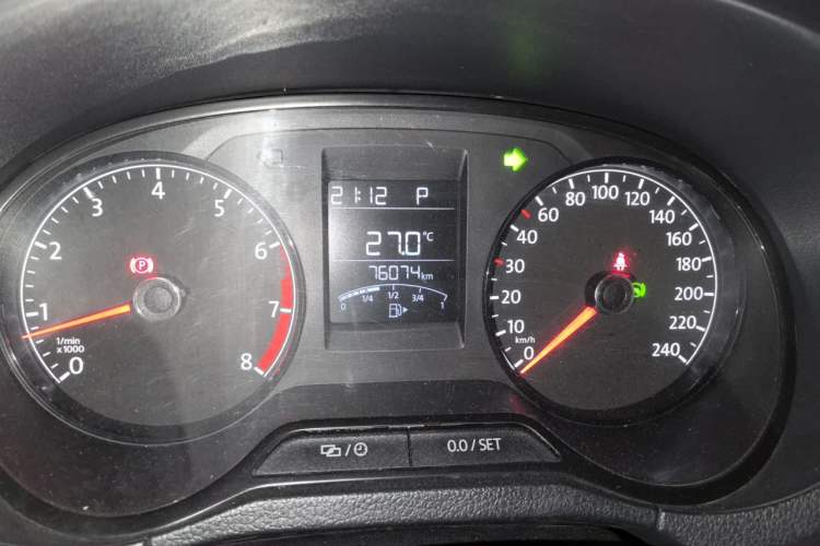 Used Volkswagen Polo 2018 1.5L Automatic Advanced Driving Model Odometer Close Up