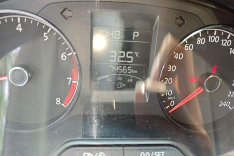Used Volkswagen Polo 2018 1.5L Automatic Advanced Driving Model Odometer Close Up