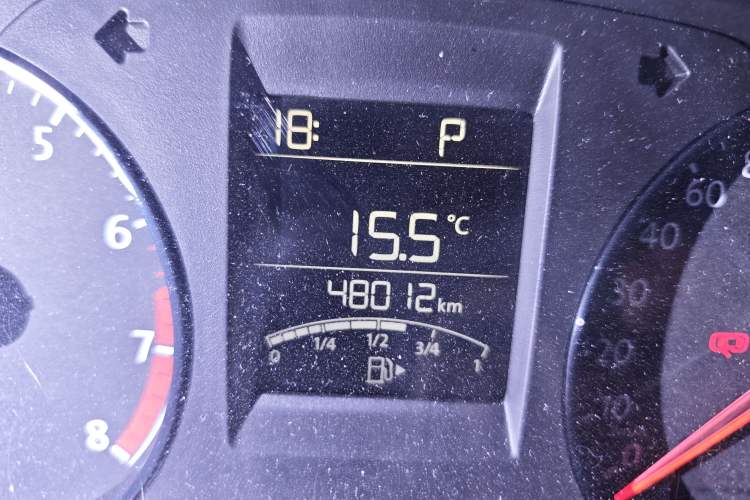 Used Volkswagen Polo 2018 1.5L Automatic Advanced Driving Model Odometer Close Up