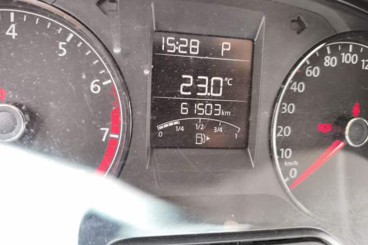 Used Volkswagen Polo 2018 1.5L Automatic Advanced Driving Model Odometer Close Up