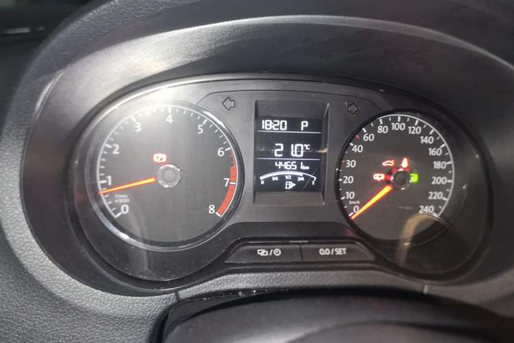 Used Volkswagen Polo 2018 1.5L Automatic Advanced Driving Model Odometer Close Up