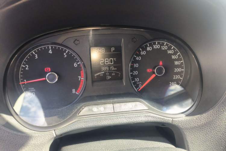 Used Volkswagen Polo 2018 1.5L Automatic Advanced Driving Model Odometer Close Up