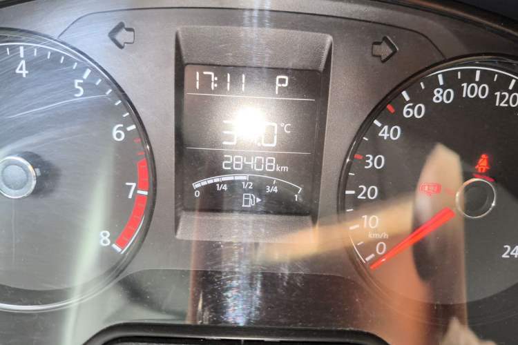 Used Volkswagen Polo 2018 1.5L Automatic Advanced Driving Model Odometer Close Up