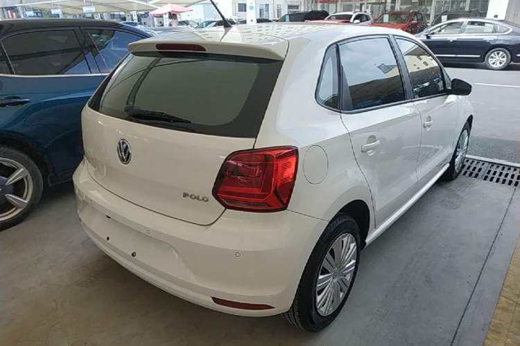 Used Volkswagen Polo 2018 1.5L Automatic Enjoyment Model Rear Right 45 Deg