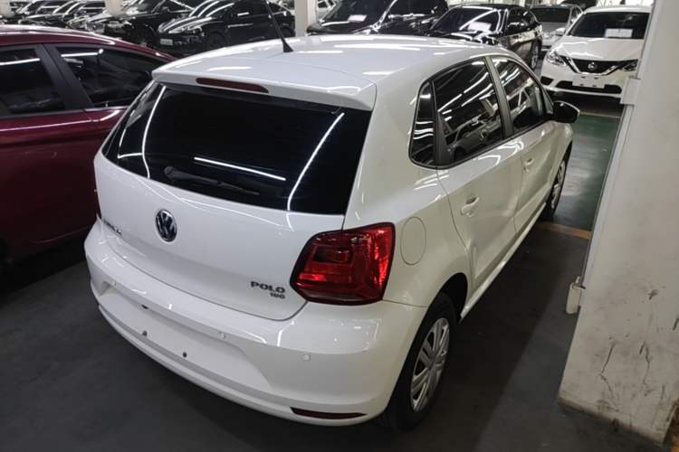 Used Volkswagen Polo 2018 1.5L Manual Drive-Comfort Model Rear Right 45 Deg