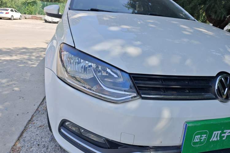 Used Volkswagen Polo 2018 1.5L Automatic Enjoyment Model Right Front Headlight