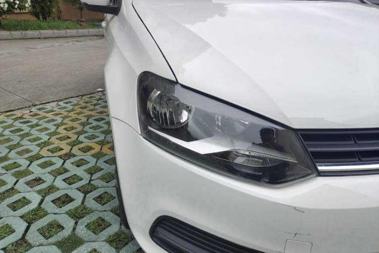 Used Volkswagen Polo 2018 1.5L Automatic Advanced Driving Model Right Front Headlight