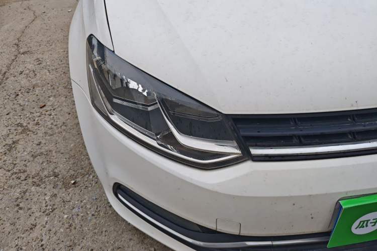 Used Volkswagen Polo 2018 1.5L Automatic Enjoyment Model Right Front Headlight