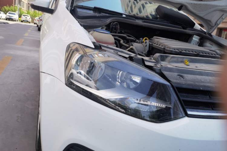 Used Volkswagen Polo 2018 1.5L Automatic Advanced Driving Model Right Front Headlight