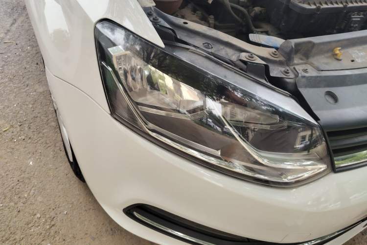 Used Volkswagen Polo 2018 1.5L Automatic Enjoyment Model Right Front Headlight