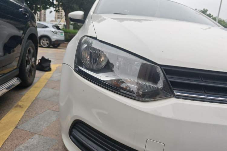 Used Volkswagen Polo 2018 1.5L Automatic Advanced Driving Model Right Front Headlight