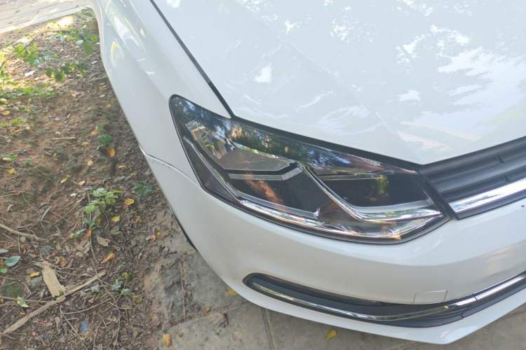 Used Volkswagen Polo 2018 1.5L Automatic Enjoyment Model Right Front Headlight