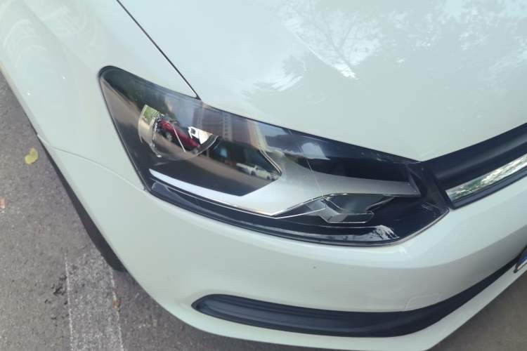 Used Volkswagen Polo 2018 1.5L Automatic Advanced Driving Model Right Front Headlight