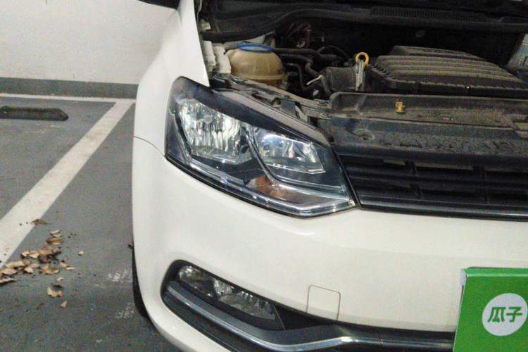 Used Volkswagen Polo 2018 1.5L Automatic Enjoyment Model Right Front Headlight