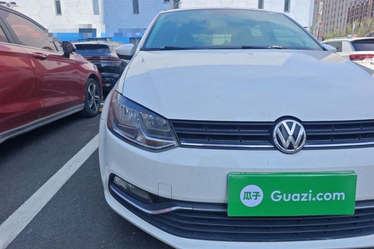 Used Volkswagen Polo 2018 1.5L Automatic Enjoyment Model Right Front Headlight