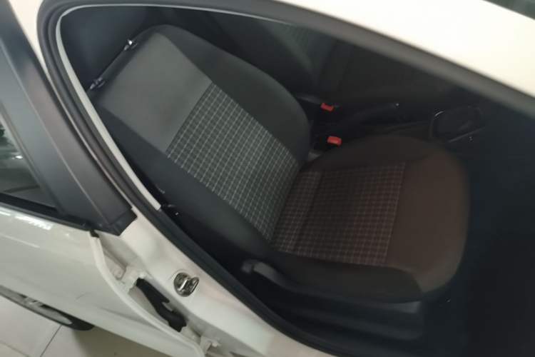 Used Volkswagen Polo 2018 1.5L Automatic Enjoyment Model Right Front Seat