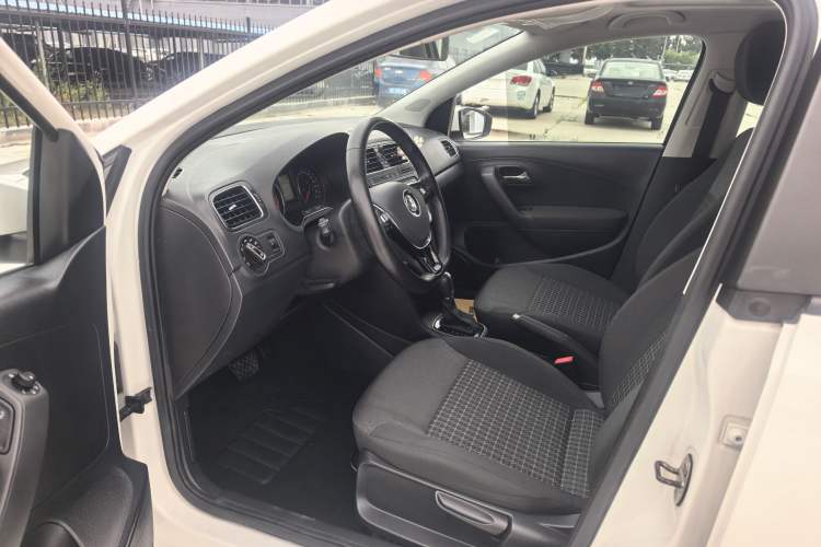 Used Volkswagen Polo 2018 1.5L Automatic Enjoyment Model Right Front Seat