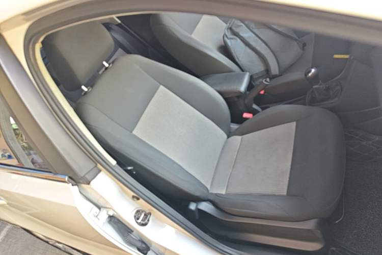 Used Volkswagen Polo 2018 1.5L Manual Drive-Comfort Model Right Front Seat