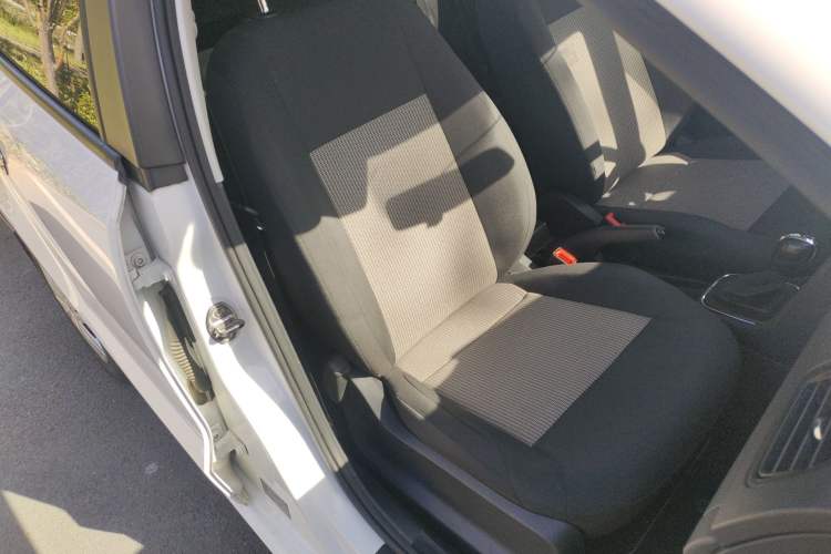 Used Volkswagen Polo 2018 1.5L Automatic Advanced Driving Model Right Front Seat