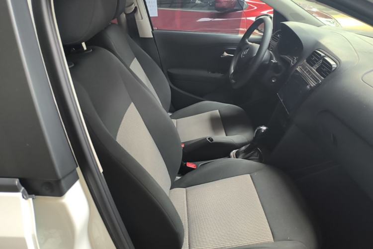 Used Volkswagen Polo 2018 1.5L Automatic Advanced Driving Model Right Front Seat