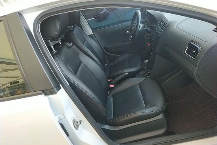 Used Volkswagen Polo 2018 1.5L Automatic Enjoyment Model Right Front Seat