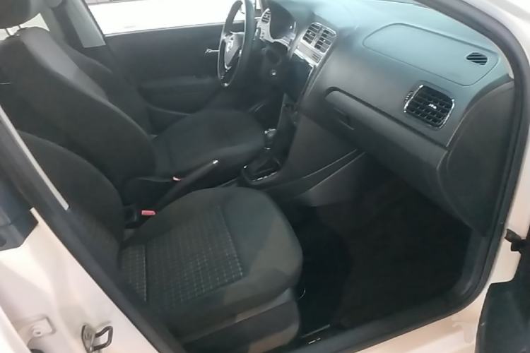 Used Volkswagen Polo 2018 1.5L Automatic Enjoyment Model Right Front Seat