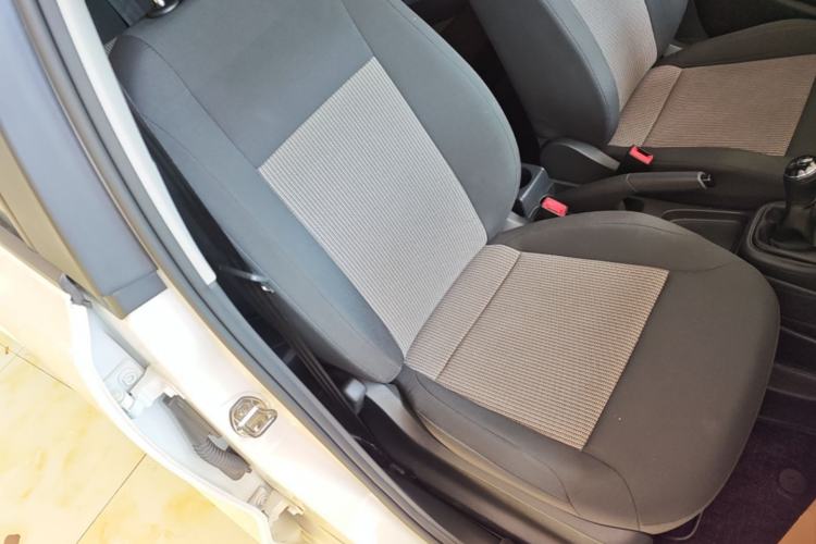 Used Volkswagen Polo 2018 1.5L Manual Drive-Comfort Model Right Front Seat