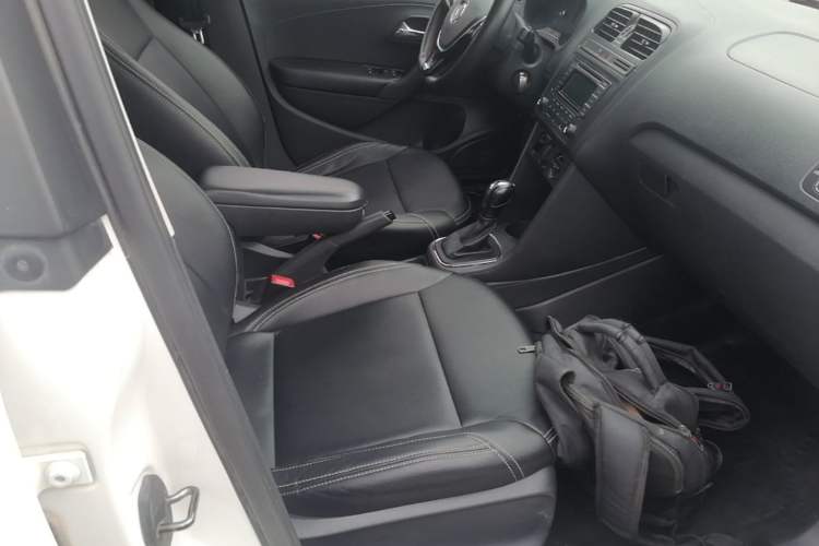 Used Volkswagen Polo 2018 1.5L Automatic Advanced Driving Model Right Front Seat