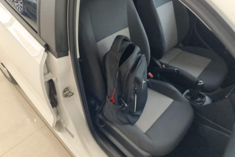 Used Volkswagen Polo 2018 1.5L Manual Drive-Comfort Model Right Front Seat