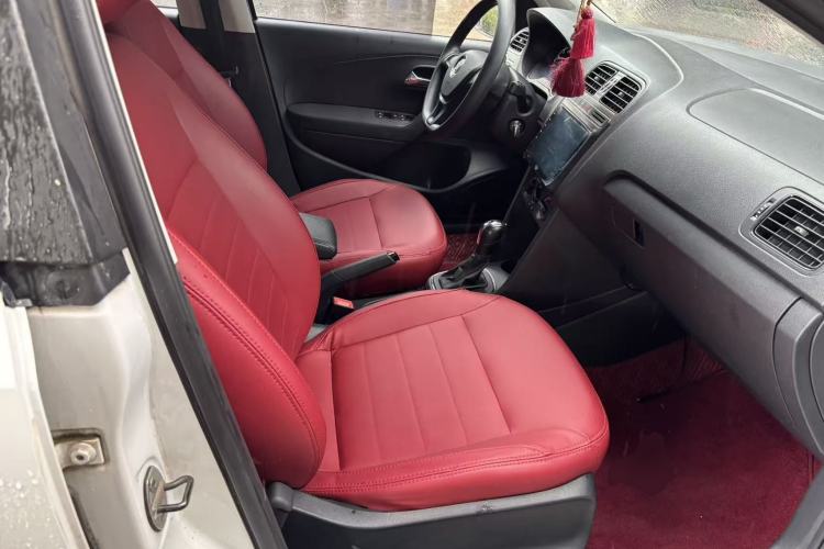 Used Volkswagen Polo 2018 1.5L Automatic Advanced Driving Model Right Front Seat
