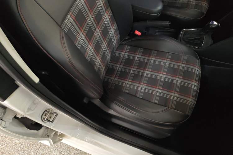 Used Volkswagen Polo 2018 1.5L Automatic Advanced Driving Model Right Front Seat