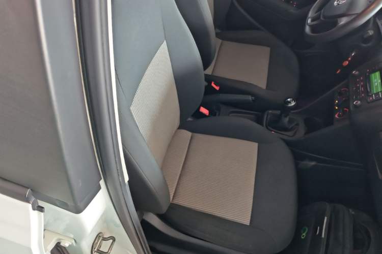 Used Volkswagen Polo 2018 1.5L Manual Drive-Comfort Model Right Front Seat
