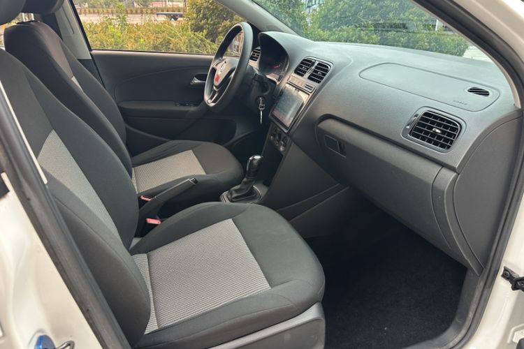 Used Volkswagen Polo 2018 1.5L Automatic Advanced Driving Model Right Front Seat