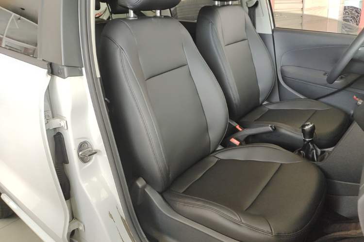 Used Volkswagen Polo 2018 1.5L Manual Drive-Comfort Model Right Front Seat