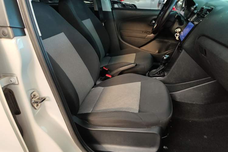 Used Volkswagen Polo 2018 1.5L Automatic Advanced Driving Model Right Front Seat