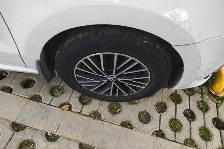Used Volkswagen Polo 2018 1.5L Automatic Advanced Driving Model Right Front Wheel Hub
