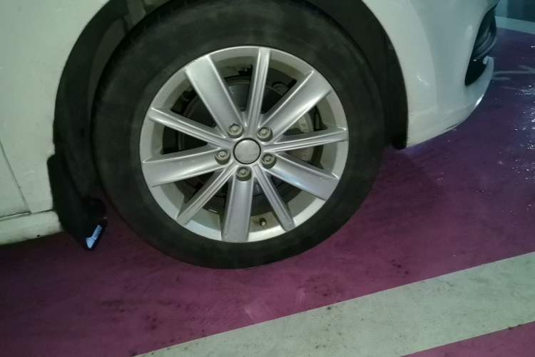 Used Volkswagen Polo 2018 1.5L Automatic Enjoyment Model Right Front Wheel Hub