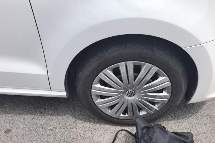 Used Volkswagen Polo 2018 1.5L Automatic Enjoyment Model Right Front Wheel Hub