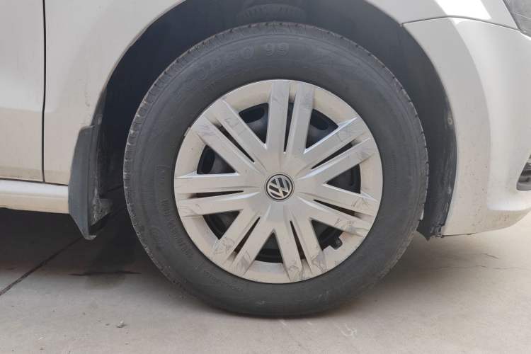 Used Volkswagen Polo 2018 1.5L Automatic Advanced Driving Model Right Front Wheel Hub
