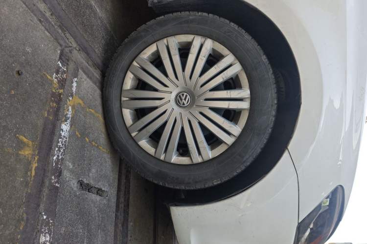 Used Volkswagen Polo 2018 1.5L Automatic Enjoyment Model Right Front Wheel Hub