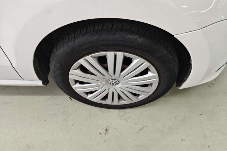 Used Volkswagen Polo 2018 1.5L Automatic Enjoyment Model Right Front Wheel Hub