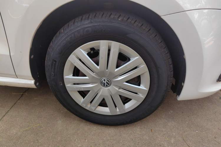Used Volkswagen Polo 2018 1.5L Automatic Advanced Driving Model Right Front Wheel Hub