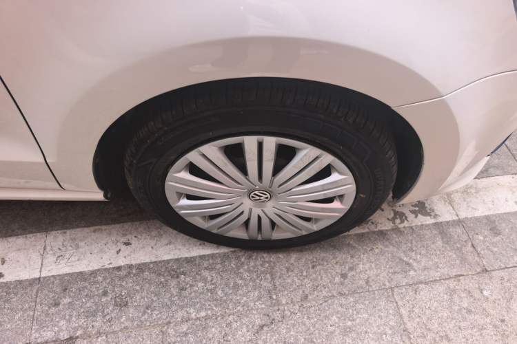 Used Volkswagen Polo 2018 1.5L Automatic Enjoyment Model Right Front Wheel Hub