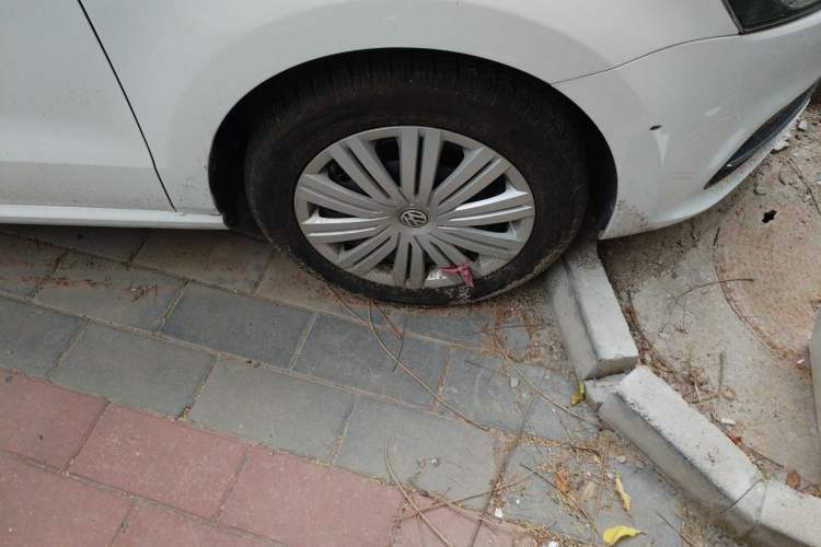Used Volkswagen Polo 2018 1.5L Automatic Enjoyment Model Right Front Wheel Hub