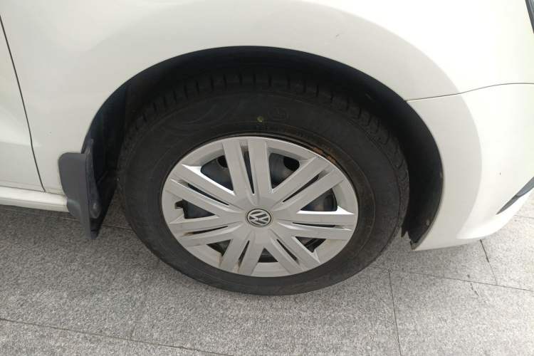 Used Volkswagen Polo 2018 1.5L Automatic Advanced Driving Model Right Front Wheel Hub