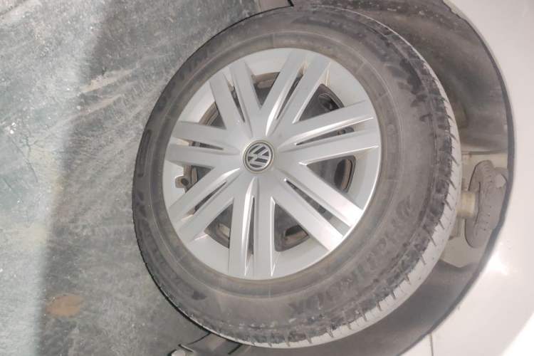 Used Volkswagen Polo 2018 1.5L Automatic Advanced Driving Model Right Front Wheel Hub