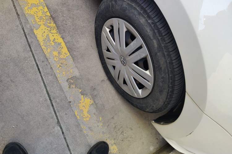 Used Volkswagen Polo 2018 1.5L Automatic Advanced Driving Model Right Front Wheel Hub