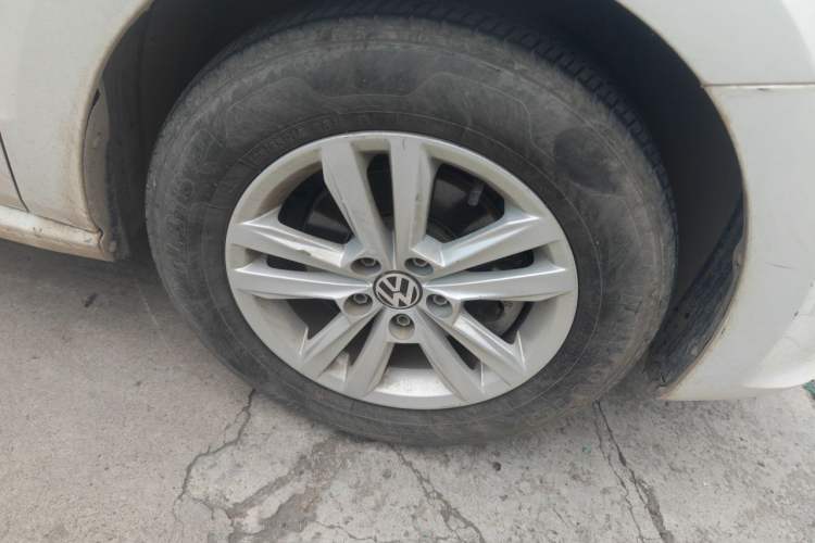 Used Volkswagen Polo 2018 1.5L Automatic Advanced Driving Model Right Front Wheel Hub