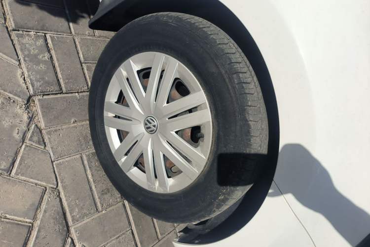 Used Volkswagen Polo 2018 1.5L Automatic Advanced Driving Model Right Front Wheel Hub